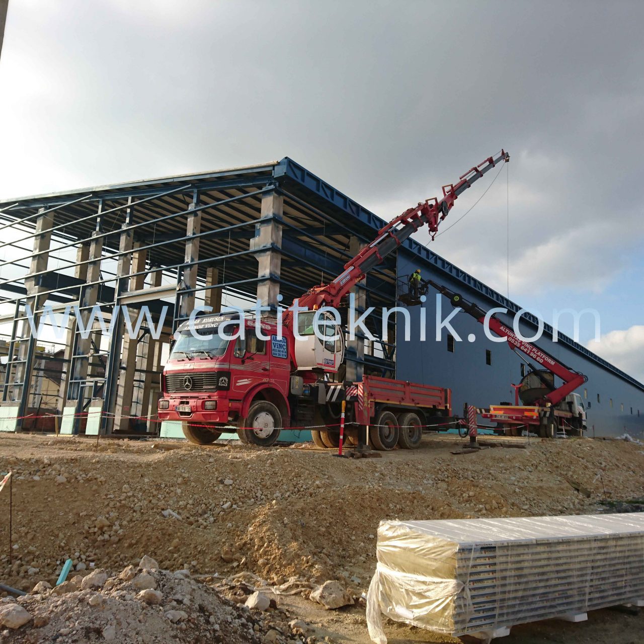 istanbul halkalı marmaray taşyünü sandviç panel montajı çatı teknik