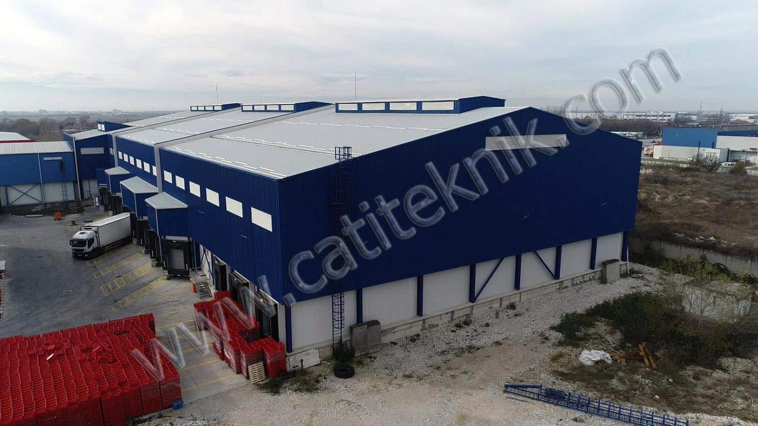 fabrika çatısı